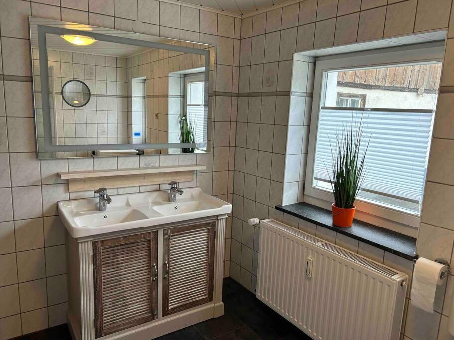 Maisonette-Fewo Fritz Mit Infrarotsauna Grossschoenau Ngoại thất bức ảnh